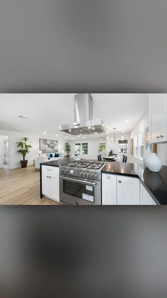 Slide of Build Strong Construction