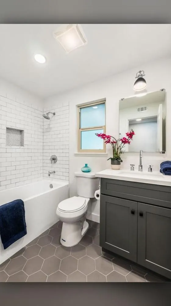 Slide of Build Strong Construction