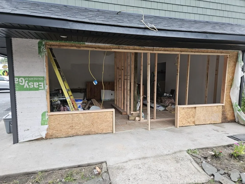 Slide of Build to last Construction