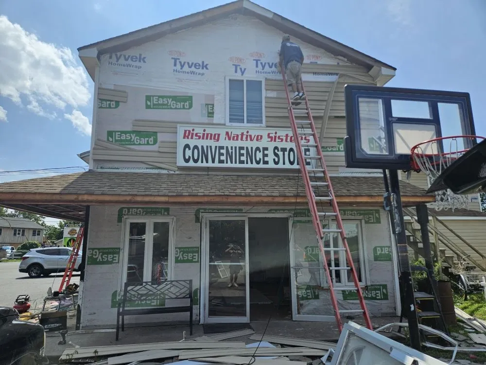 Slide of Build to last Construction