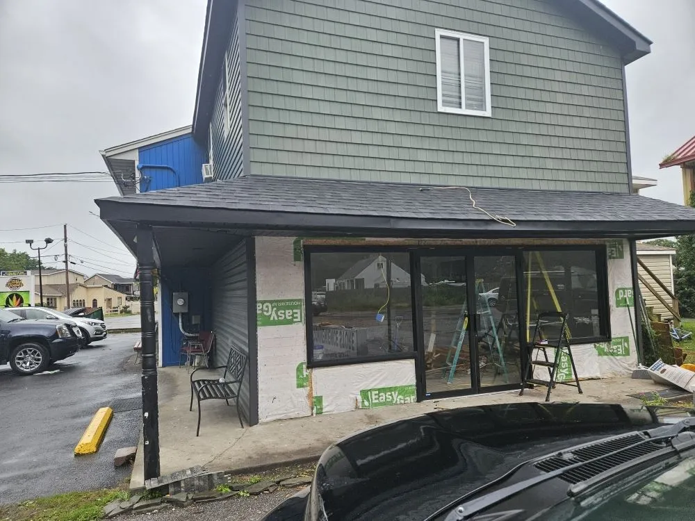 Slide of Build to last Construction