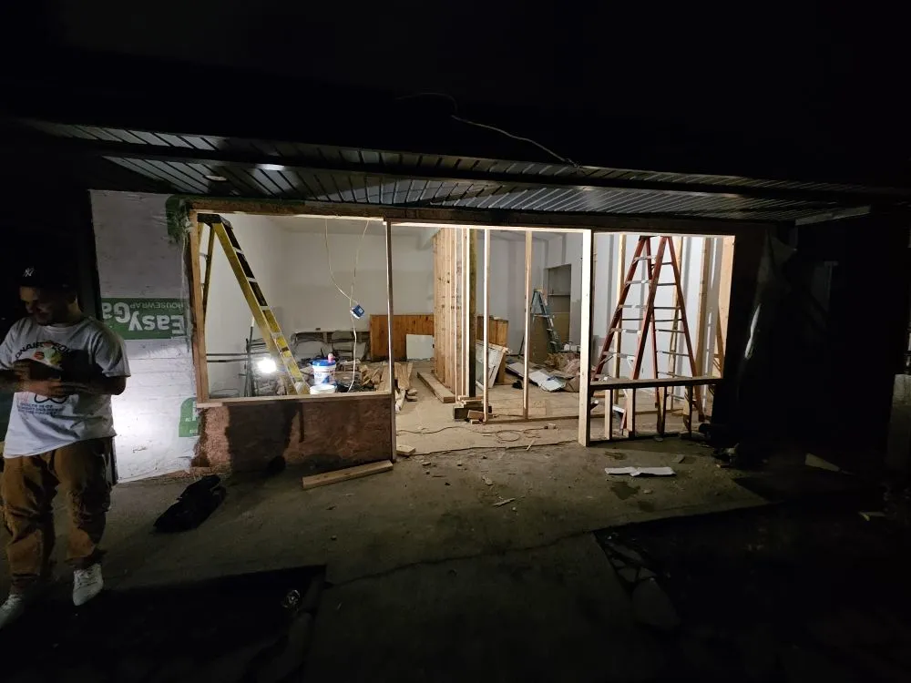 Slide of Build to last Construction