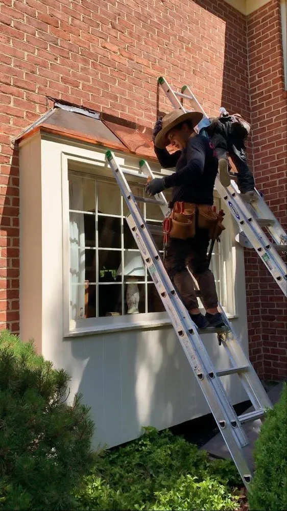 Slide of Builders & Management Plus