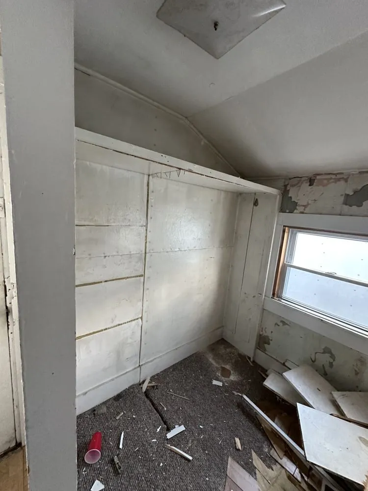 Slide of Builders Edge Services & Construction