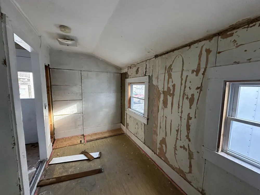 Slide of Builders Edge Services & Construction