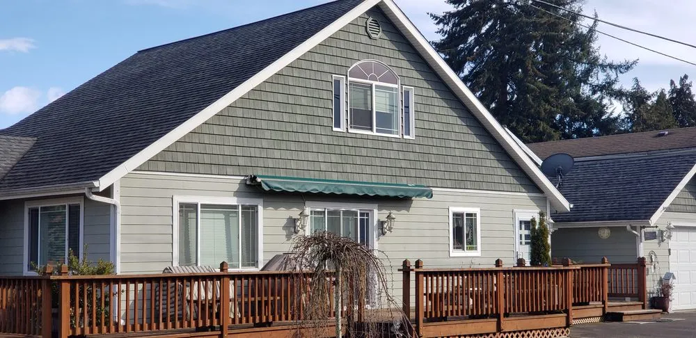 Slide of Builders Service