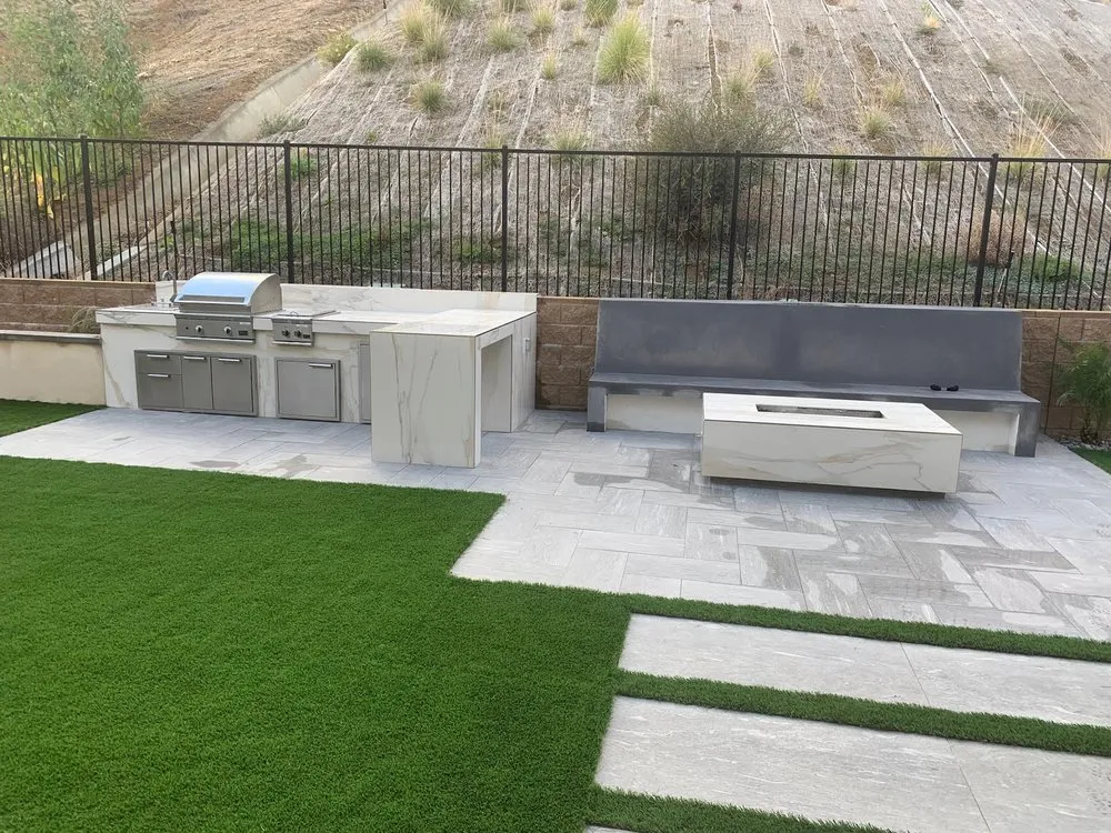 Reliable shingle roofing service in Valley Glen, CA - Building Greatness