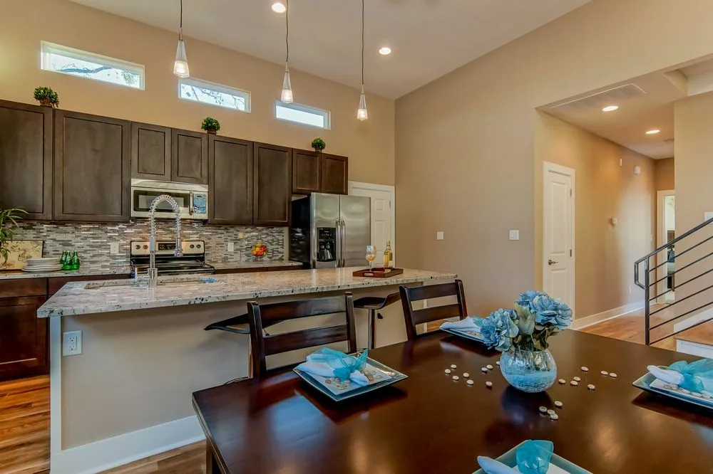 Slide of BUILDN Construction