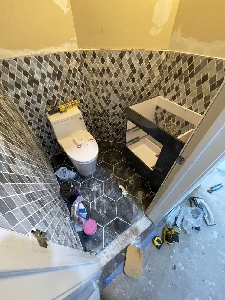 Slide of Buildsmore Contracting