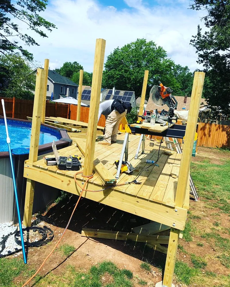 Slide of Buildsmore Contracting