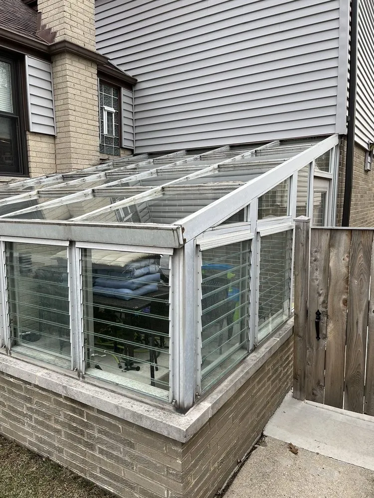 Slide of BUK Roofing