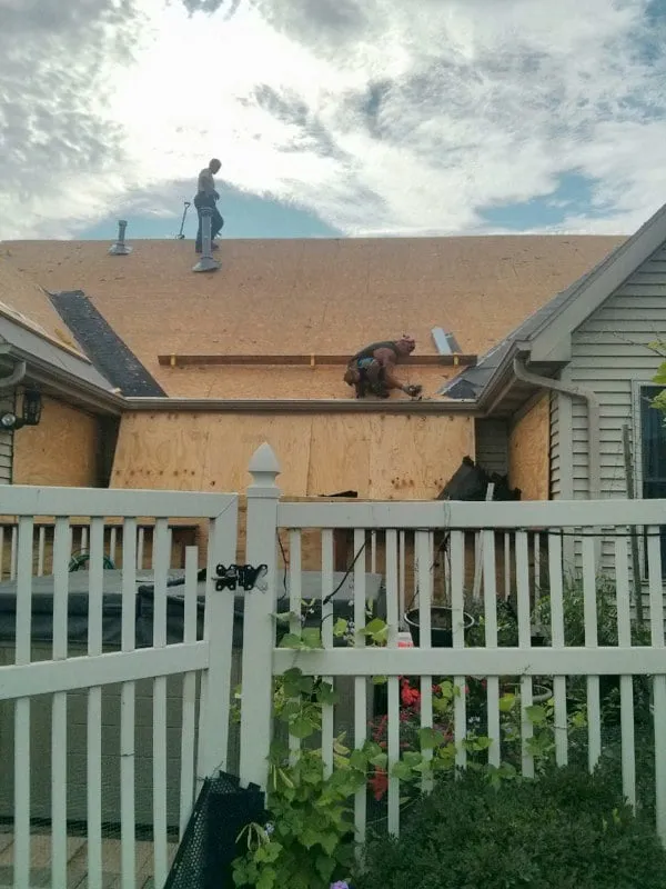 Slide of BUK Roofing