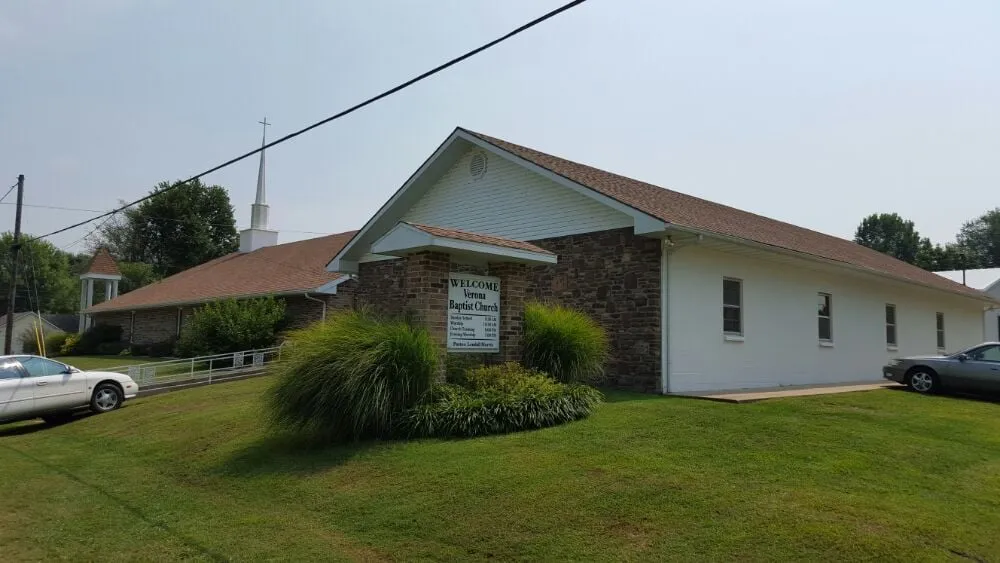 Local shingle roofing service for residential properties across Osceola, MO - Bull Roofing