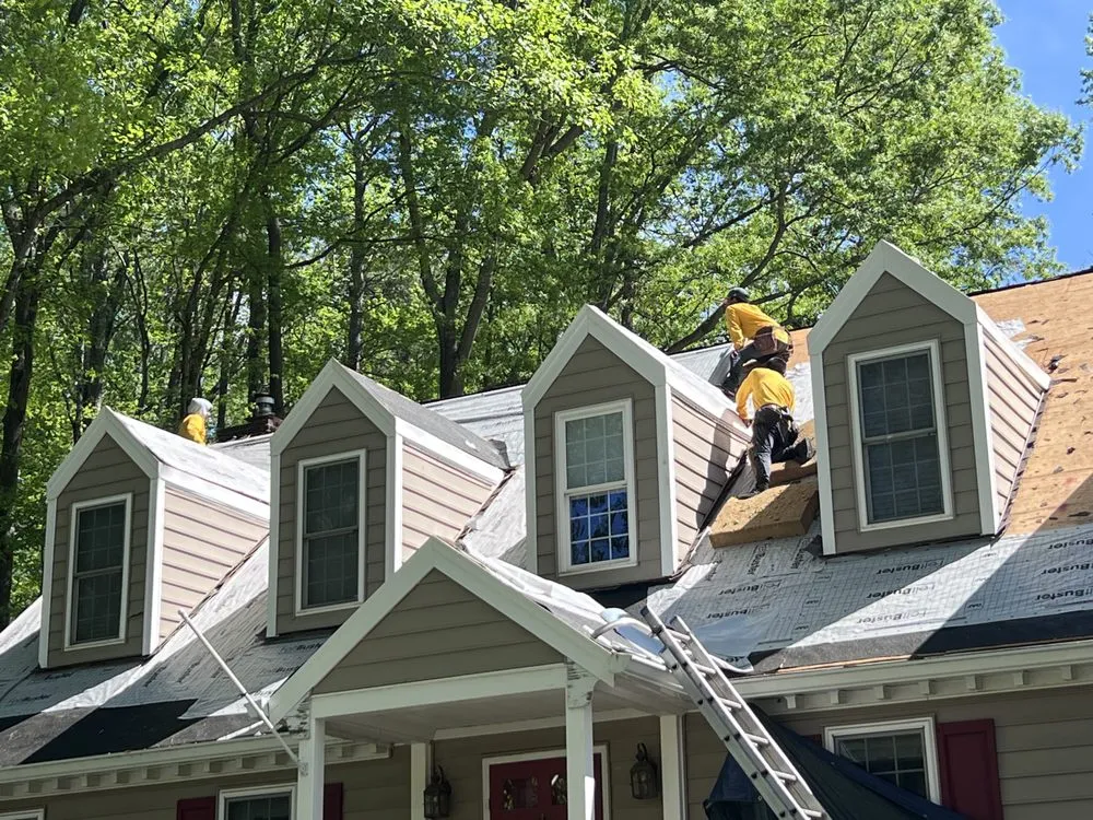 Local shingle roofing service in North Chesterfield, VA by Bumble Roofing of Richmond