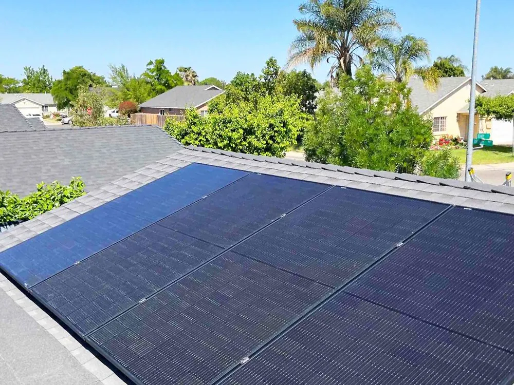 Slide of Bundle, A Solar Company