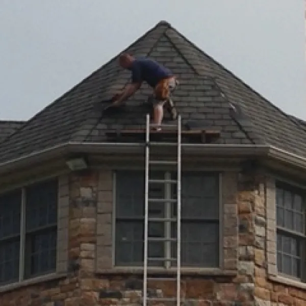 Top-rated shingle roofing service in Newtown Square, PA - Burdett Roofing & Exteriors