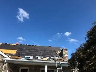 Licensed shingle roofing service for fast service across Newtown Square, PA - Burdett Roofing & Exteriors