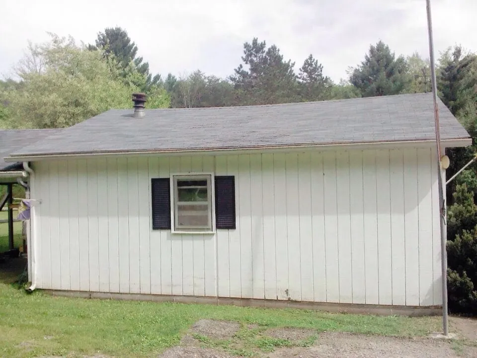 Local roof leak repair experts serving Marlinton, WV - Burgess Construction