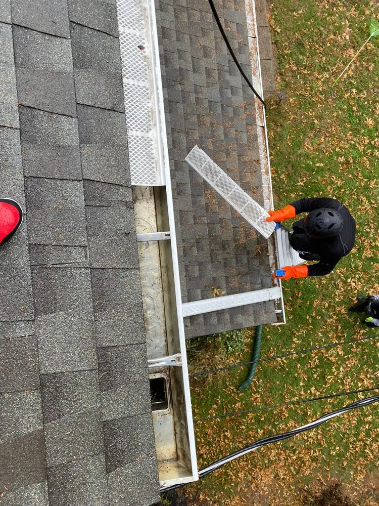 Slide of Burgos Gutter Cleaning