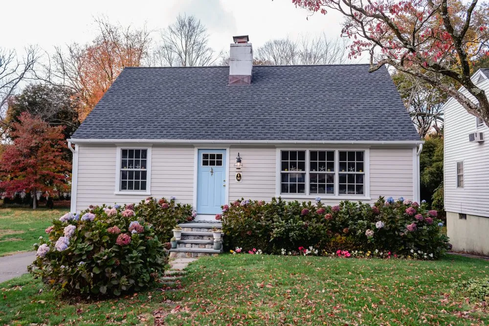 Slide of Burr Roofing, Siding, & Windows