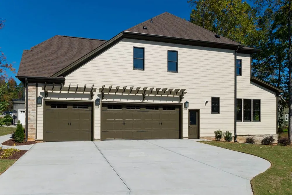 Reliable roof repair experts serving Landing, NJ - Busho’s Seamless Gutters