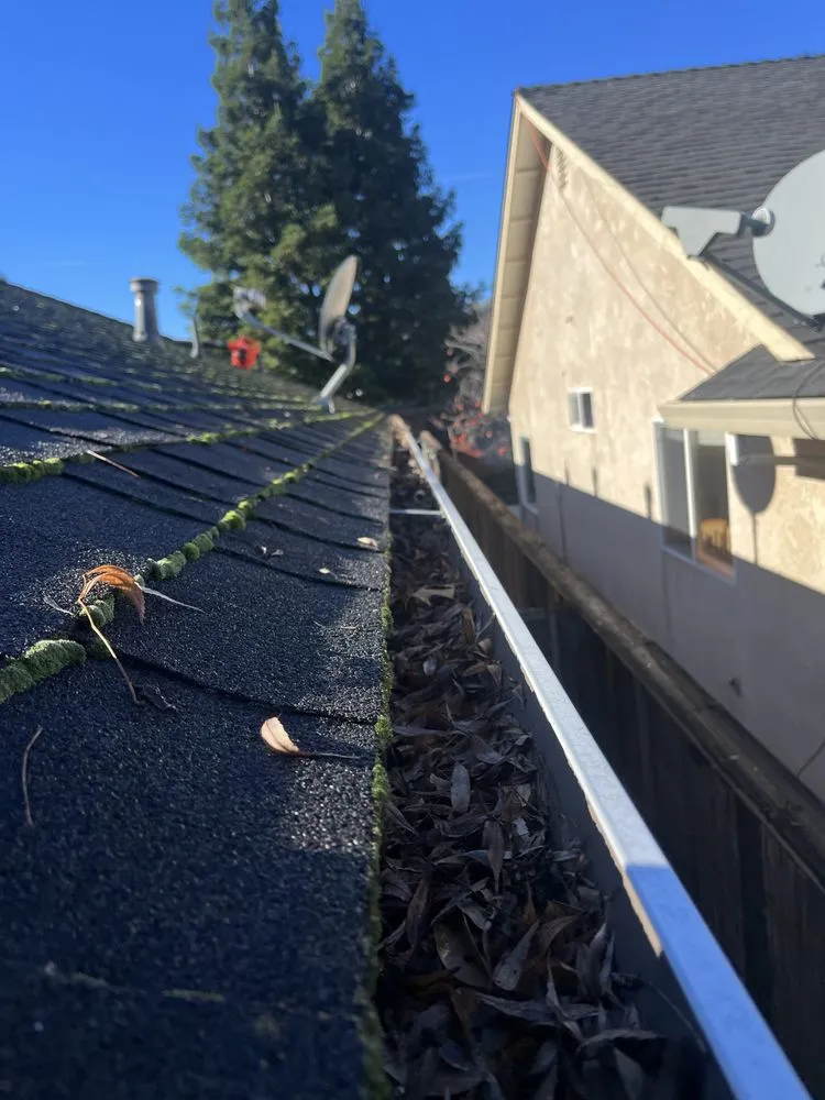 Slide of Butte Gutter Cleaning