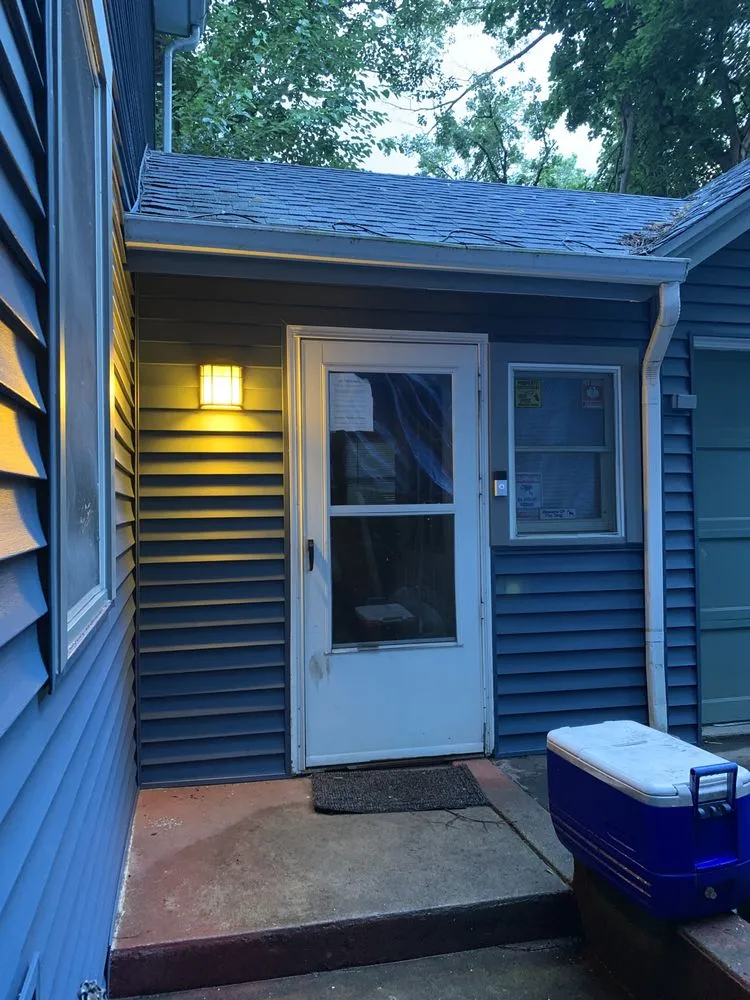 Slide of Buzz Home Pros