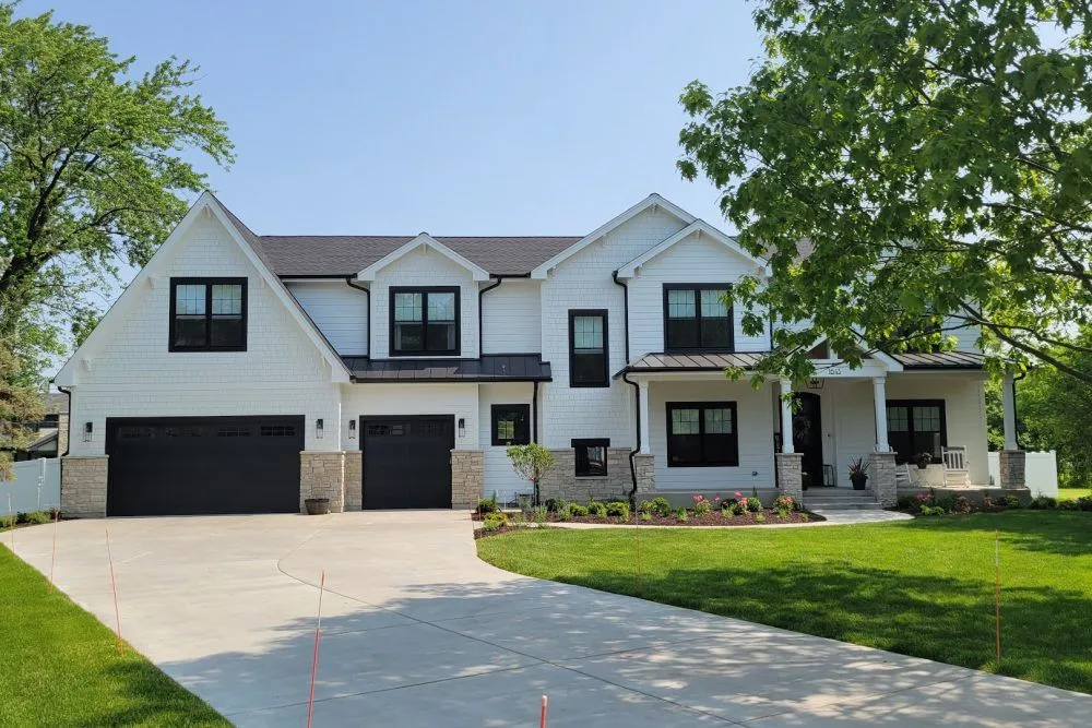 Slide of Buzz Home Pros