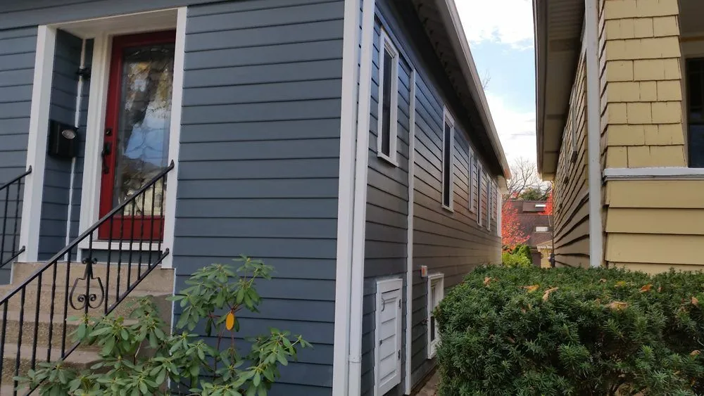 Slide of Buzz Home Pros