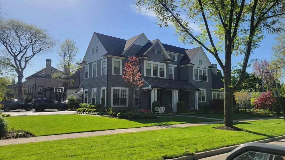 Slide of Buzz Home Pros