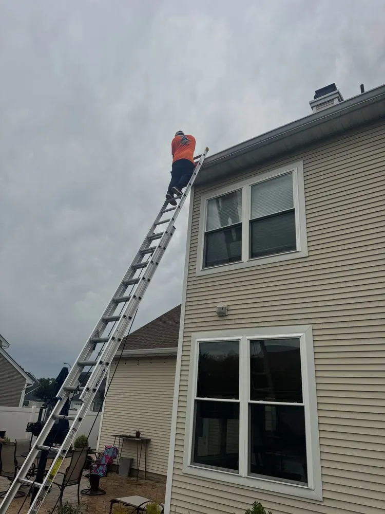 Slide of Buzzworthy Roofing & Siding