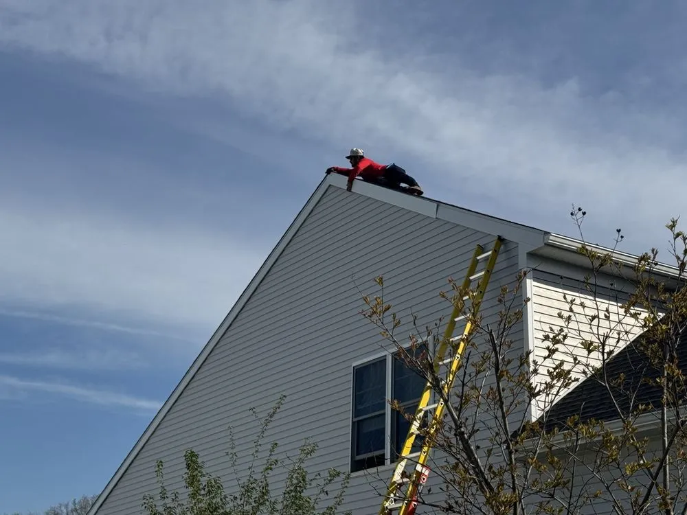 Slide of Buzzworthy Roofing & Siding