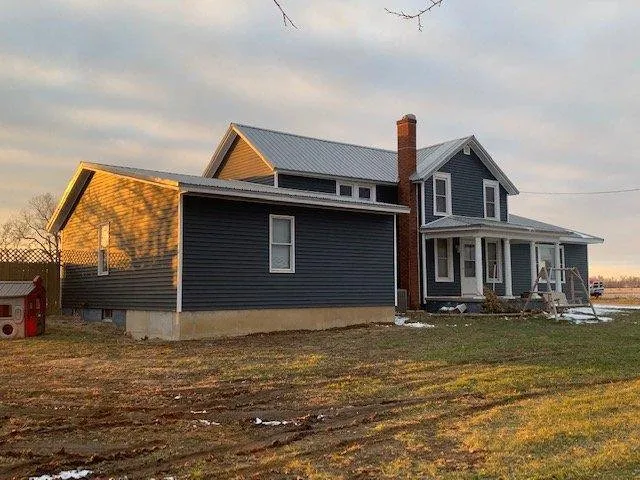 Slide of BW Construction