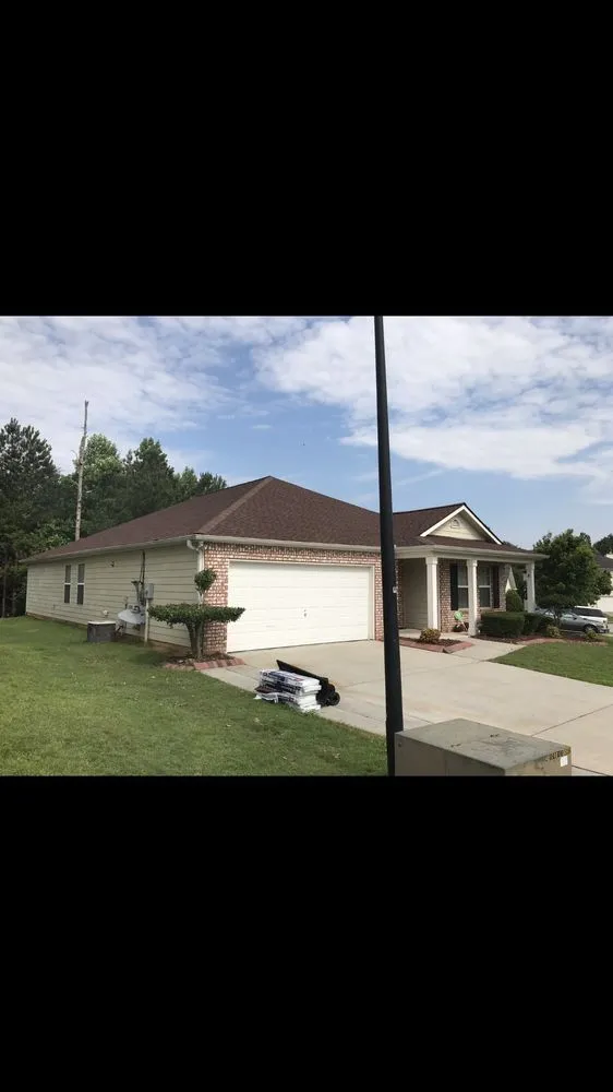 Slide of B&W Roofing & Gutters