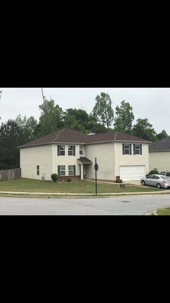 Slide of B&W Roofing & Gutters