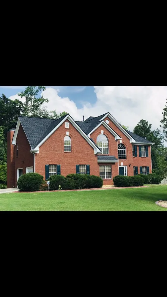 Slide of B&W Roofing & Gutters