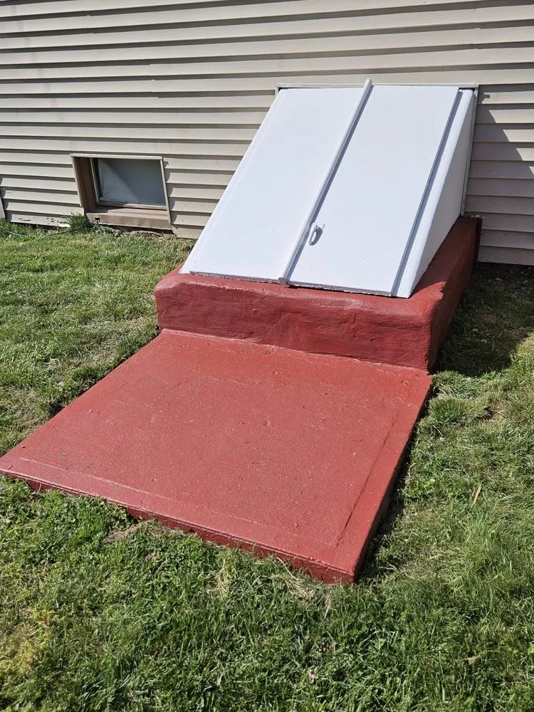 Slide of BYs Construction