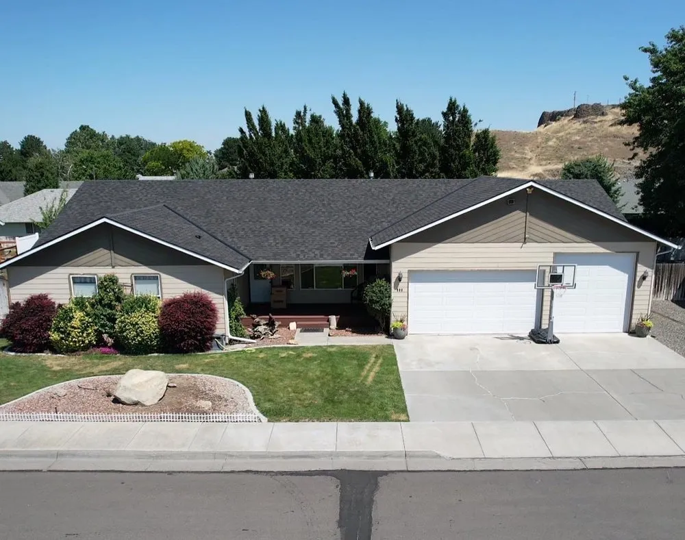 Slide of C & C Construction Services