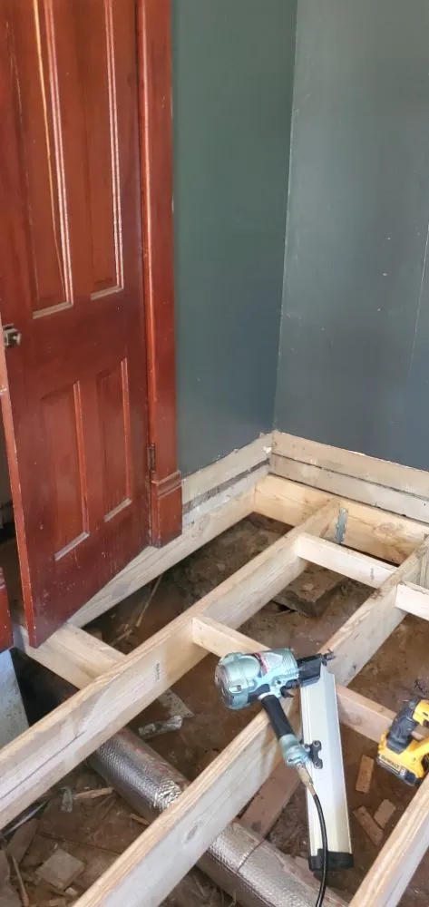 Slide of C & M Construction & Remodeling