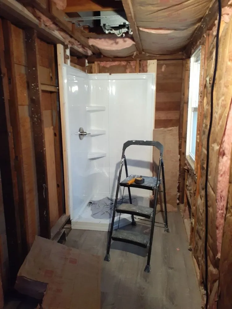 Slide of C & M Construction