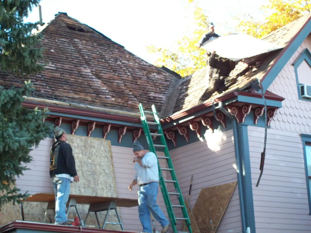 Slide of C & M Roofing