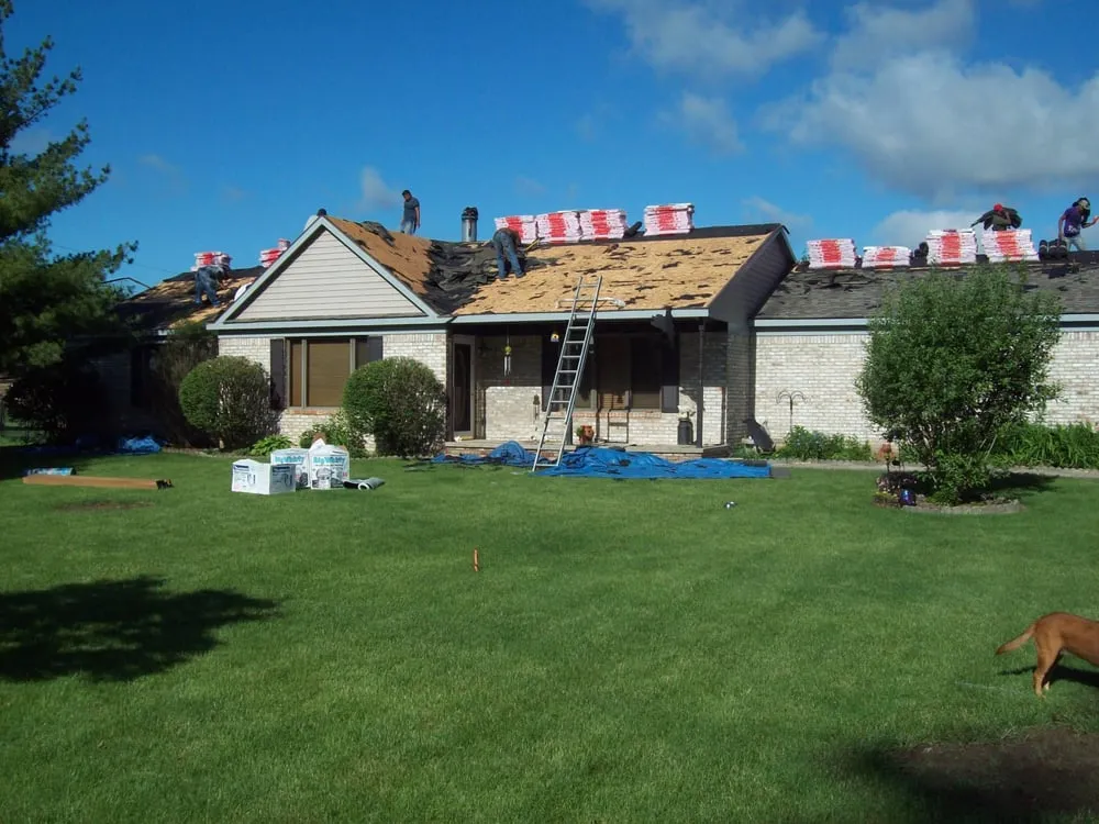 Slide of C & M Roofing