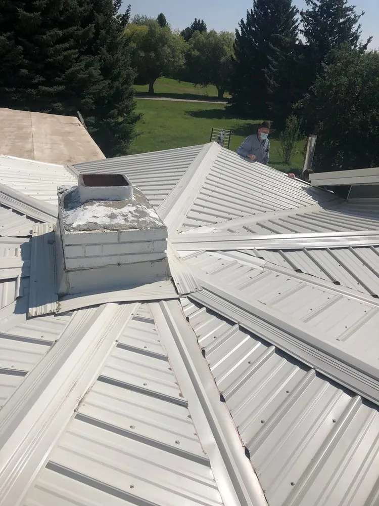 Slide of C & N Roofing