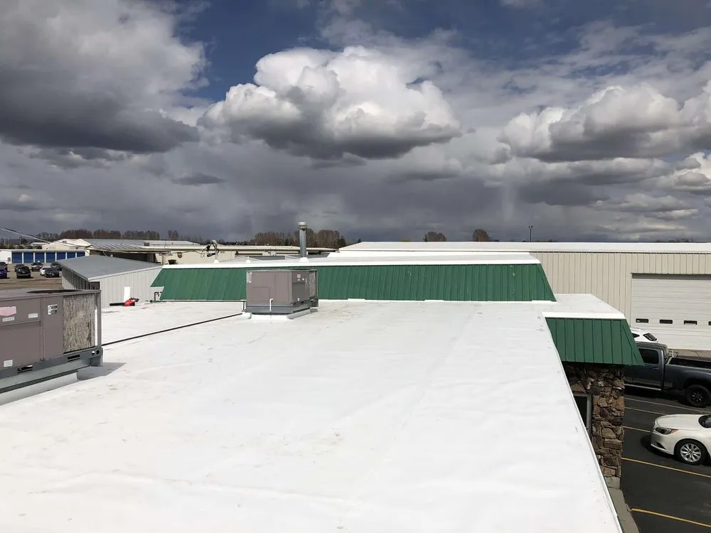 Slide of C & N Roofing