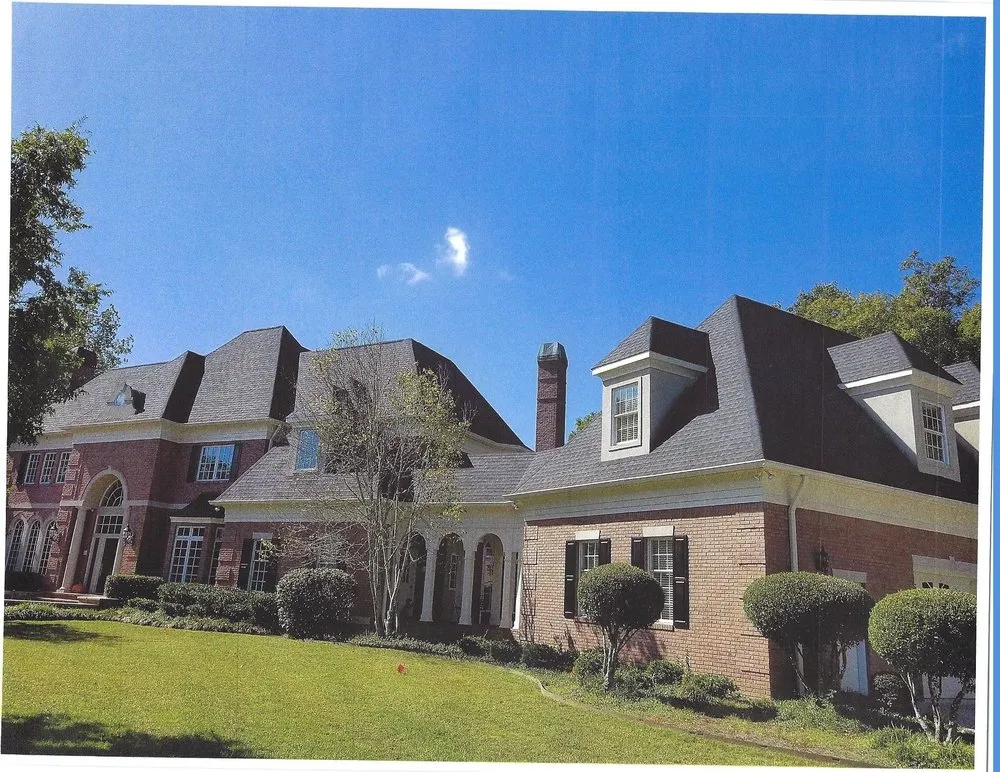 Slide of C & R Roofing