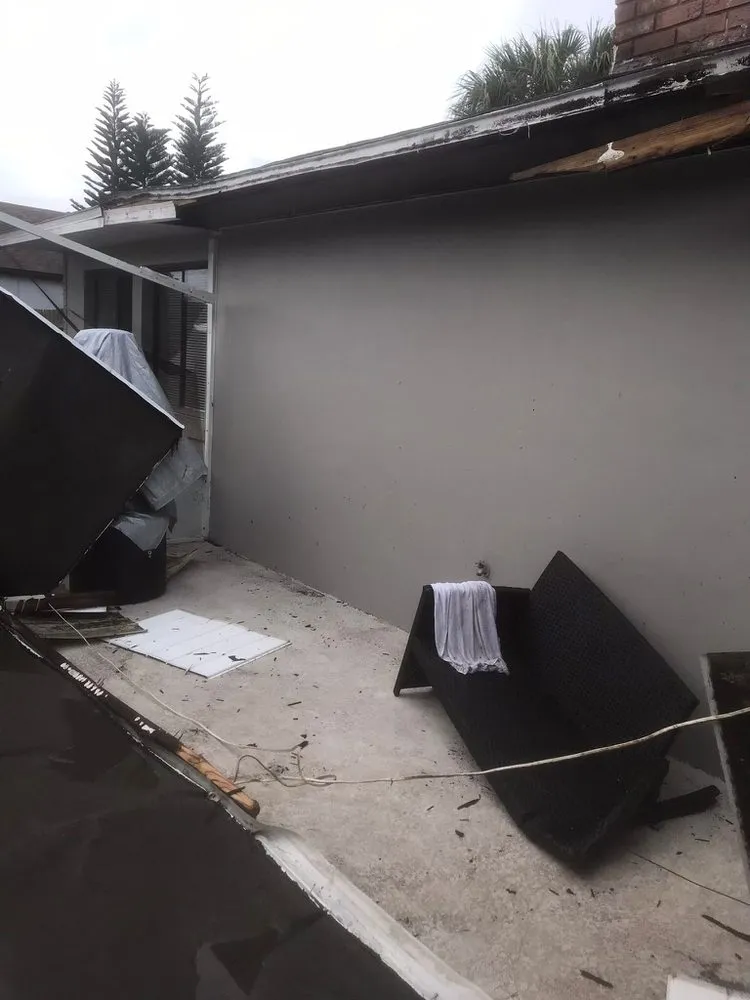 Slide of C & R Roofing Enterprises