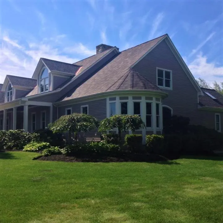 Slide of C Duva Roofing