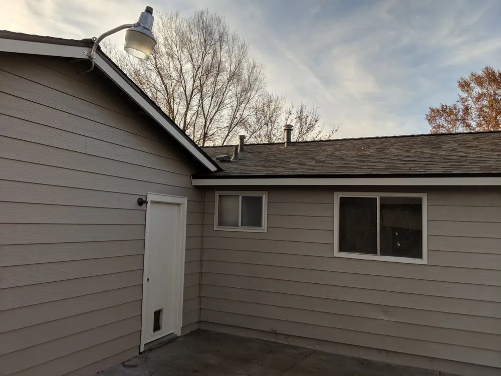 Slide of C T R Roofing