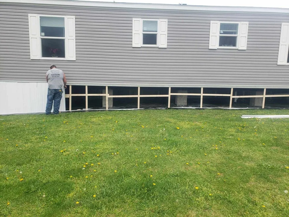 Top-rated shingle roofing service for residential properties in Tunnelton, WV by C W Construction