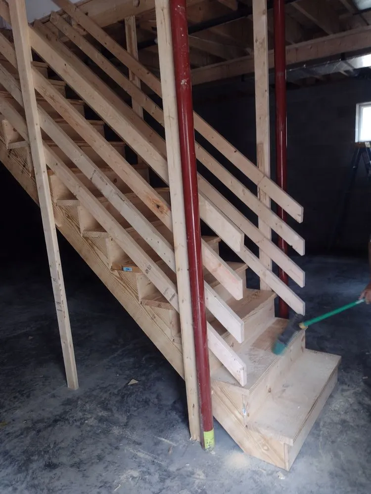 Expert flat roof repair with free inspection across Tunnelton, WV - C W Construction